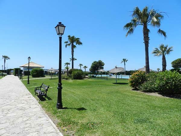 Apartamento Atlanterra Bajo Zahara de los Atunes Kültér fotó